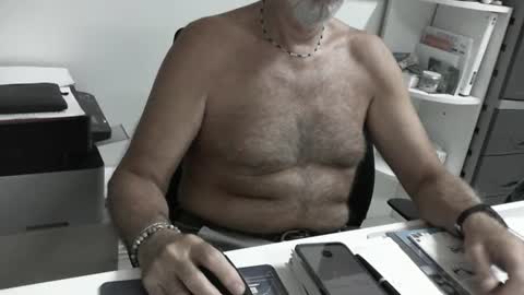 mature hairy guy online show from August 2026 03:58:02 PM