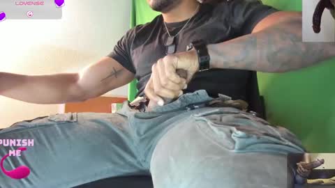 Snapshot of proudlyblack30 chatting on February 2025 09:37:01 AM sergeant. online show from February 2025 09:37:01 AM