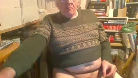 Snapshot of proudwelshman chatting on December 2024 07:29:02 PM proudwelshman online show from December 2024 07:29:02 PM