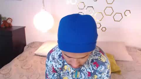 Snapshot of provincute chatting on November 2025 01:51:02 AM Adris Juan online show from November 2025 01:51:02 AM