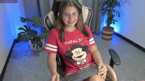 Snapshot of prvncessa_10 chatting on February 2025 06:13:02 AM INDEPENDENT MODEL online show from February 2025 06:13:02 AM