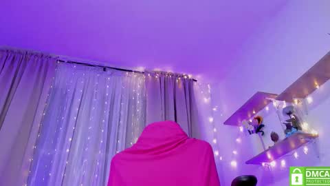 Snapshot of prvncessa_10 chatting on February 2026 04:29:02 AM INDEPENDENT MODEL online show from February 2026 04:29:02 AM