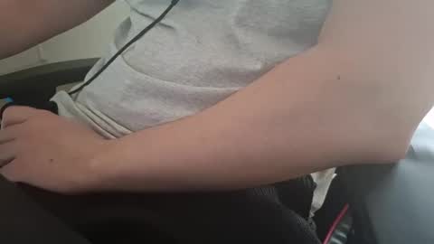 Snapshot of pryli27 chatting on February 2026 11:42:02 AM pryli27 online show from February 2026 11:42:02 AM