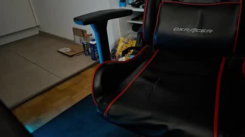 Snapshot of pryli27 chatting on April 2026 02:12:02 AM pryli27 online show from April 2026 02:12:02 AM