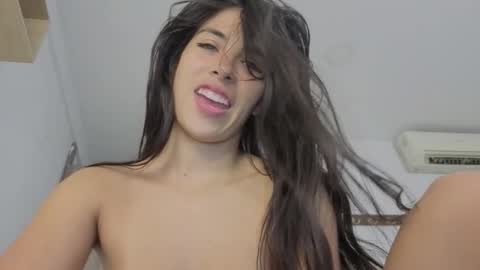 Katerine online show from March 2026 06:37:01 PM