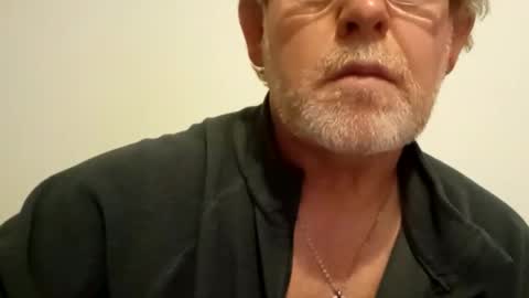 Snapshot of ptitrouquin chatting on January 2026 08:12:02 PM ptitrouquin online show from January 2026 08:12:02 PM