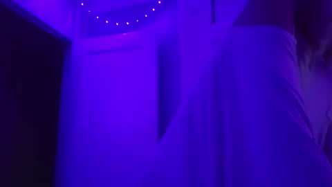 puddled_wonderland online show from September 2025 02:24:02 AM