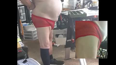 Snapshot of pudgy75 chatting on October 2025 08:20:01 PM pudgy online show from October 2025 08:20:01 PM