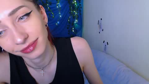 EsteticHouse online show from April 2026 02:29:02 PM