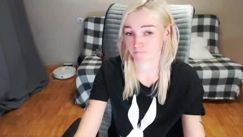 Snapshot of puma_ma chatting on January 2026 02:10:01 PM Polly online show from January 2026 02:10:01 PM