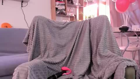 Alisa  lack of vitamin D  online show from December 2025 08:34:01 AM