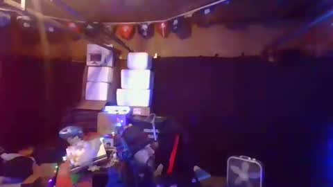 Snapshot of punkrunr083 chatting on February 2026 08:01:02 AM punkrunr083 online show from February 2026 08:01:02 AM