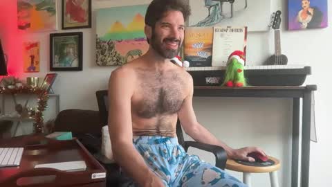 Snapshot of pupscritch chatting on December 2025 05:53:01 PM Pup Scritch online show from December 2025 05:53:01 PM