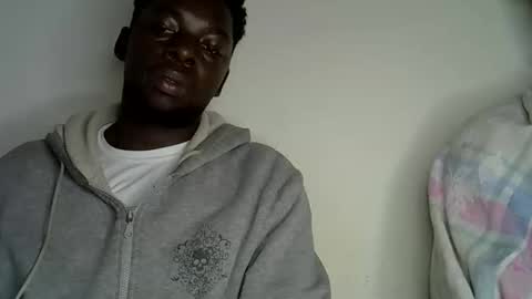 Pureblack  online show from October 2025 06:17:01 PM