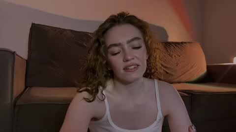 Marie online show from January 2025 01:44:01 AM