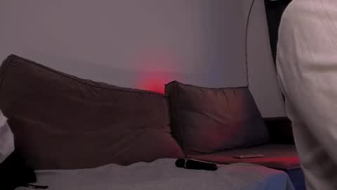 Marie online show from November 2025 01:10:01 PM