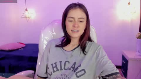 Anna  online show from February 2025 07:16:01 PM