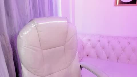 Anna  online show from March 2025 08:41:02 PM