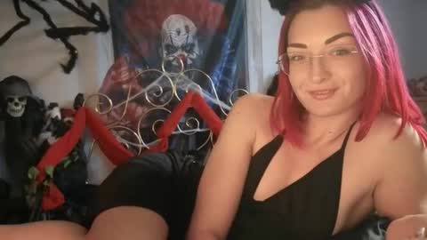 Snapshot of purplerainn69 chatting on October 2025 09:43:01 AM PurpleRainn69 Dina online show from October 2025 09:43:01 AM