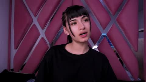 Alynn online show from April 2026 12:27:01 AM