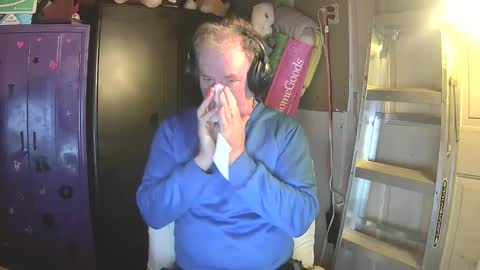 Mark online show from March 2025 04:25:02 AM