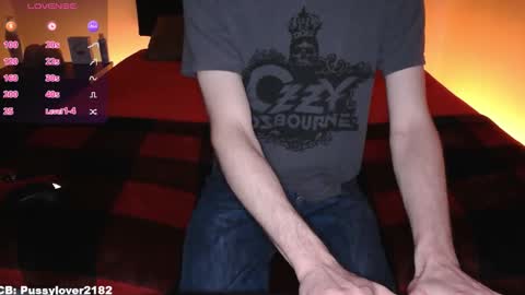 pussylover2182 online show from November 2025 04:44:02 AM