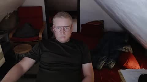 Snapshot of pussylovercb chatting on September 2025 09:53:02 AM pussylovercb online show from September 2025 09:53:02 AM