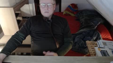 Snapshot of pussylovercb chatting on November 2025 02:07:01 PM pussylovercb online show from November 2025 02:07:01 PM