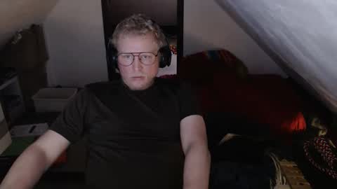 Snapshot of pussylovercb chatting on February 2026 10:04:01 AM pussylovercb online show from February 2026 10:04:01 AM