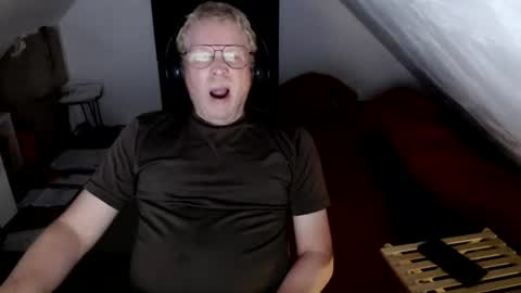 pussylovercb online show from July 2026 10:58:02 PM