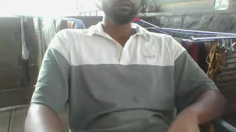 Python online show from November 2025 03:39:01 AM