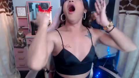 Snapshot of pythoncock4u chatting on October 2025 05:44:02 PM Queen Agatha online show from October 2025 05:44:02 PM