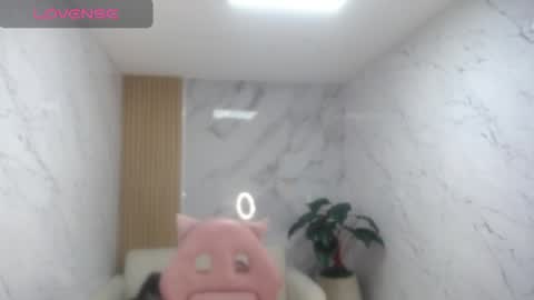 Qetsyah online show from May 2026 01:51:01 PM