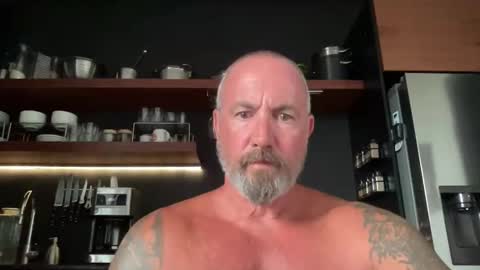 qtiponthemic online show from February 2026 12:48:02 PM