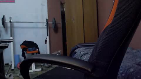 Snapshot of queen4565 chatting on February 2025 04:25:01 PM Lola online show from February 2025 04:25:01 PM