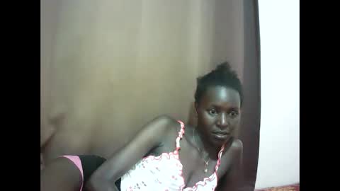Snapshot of queen_0012 chatting on April 2026 08:52:02 AM asher online show from April 2026 08:52:02 AM