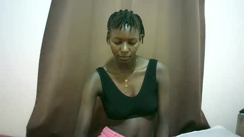Snapshot of queen_0012 chatting on April 2026 08:12:02 AM asher online show from April 2026 08:12:02 AM