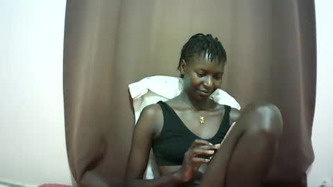 Snapshot of queen_0012 chatting on April 2026 08:17:01 PM asher online show from April 2026 08:17:01 PM