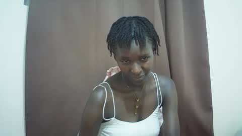 Snapshot of queen_0012 chatting on April 2026 06:58:01 PM asher online show from April 2026 06:58:01 PM