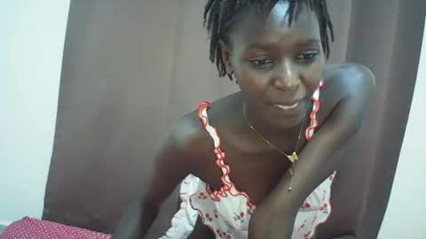 Snapshot of queen_0012 chatting on May 2026 09:42:02 PM asher online show from May 2026 09:42:02 PM