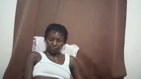 Snapshot of queen_0012 chatting on May 2026 09:23:01 PM asher online show from May 2026 09:23:01 PM
