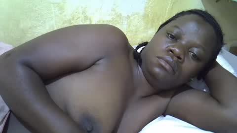 Snapshot of queen_darling3 chatting on June 2026 07:11:02 AM Gentrix online show from June 2026 07:11:02 AM