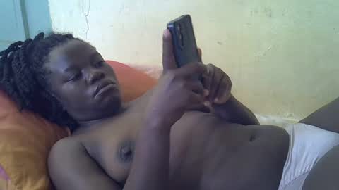 Snapshot of queen_darling3 chatting on July 2026 05:03:02 AM Gentrix online show from July 2026 05:03:02 AM