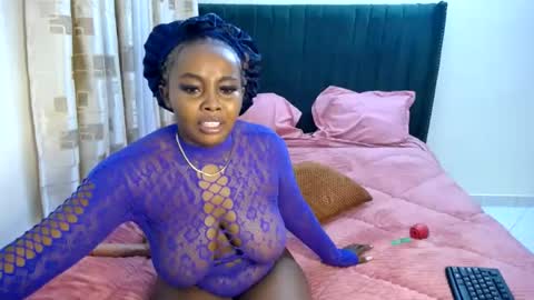 QUEEN  DOLY online show from June 2026 01:21:01 AM