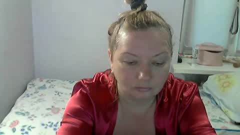 queen_jane8 online show from May 2026 11:07:01 AM