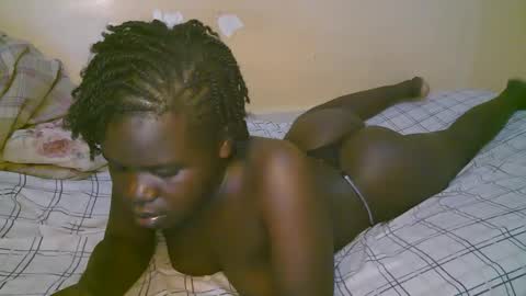 queen_latasha online show from April 2026 02:50:01 PM