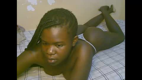 queen_latasha online show from May 2026 02:41:02 AM