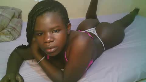 queen_latasha online show from May 2026 05:12:01 AM