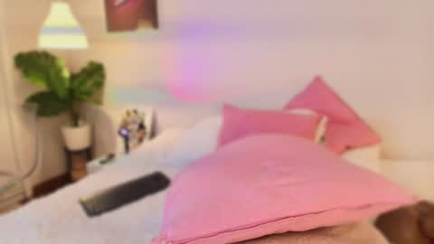 Snapshot of queen_liana chatting on February 2026 05:04:01 AM Liana online show from February 2026 05:04:01 AM