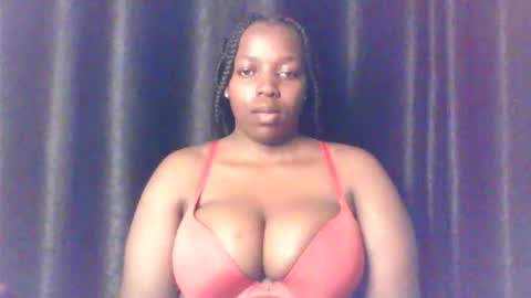 QUEEN online show from March 2026 04:31:01 AM